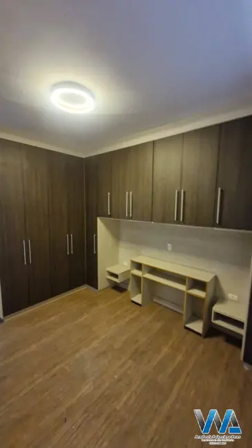 Casa de Condomínio com 3 quartos para alugar, 170m2 em Braganca Paulista - SP - imagem 4 Foto 4 de Casa de Condomínio com 3 quartos para alugar, 170m2 em Braganca Paulista - SP