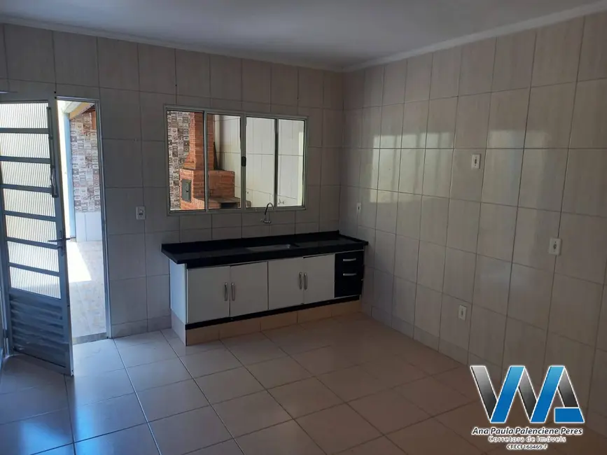 Casa com 2 quartos à venda, 75m2 em Jardim Águas Claras, Braganca Paulista - SP - imagem 3 Foto 3 de Casa com 2 quartos à venda, 75m2 em Jardim Águas Claras, Braganca Paulista - SP