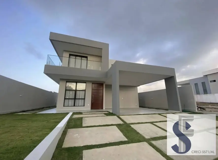 Foto 1 de Casa com 4 quartos à venda, 450m2 em Barra De Sao Miguel - AL