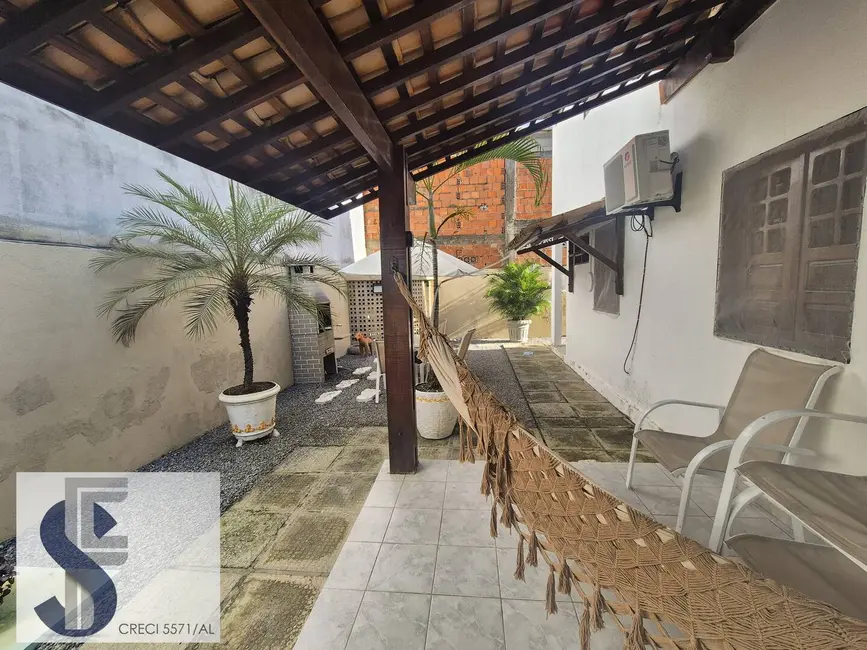 Foto 2 de Casa com 3 quartos à venda, 180m2 em Marechal Deodoro - AL