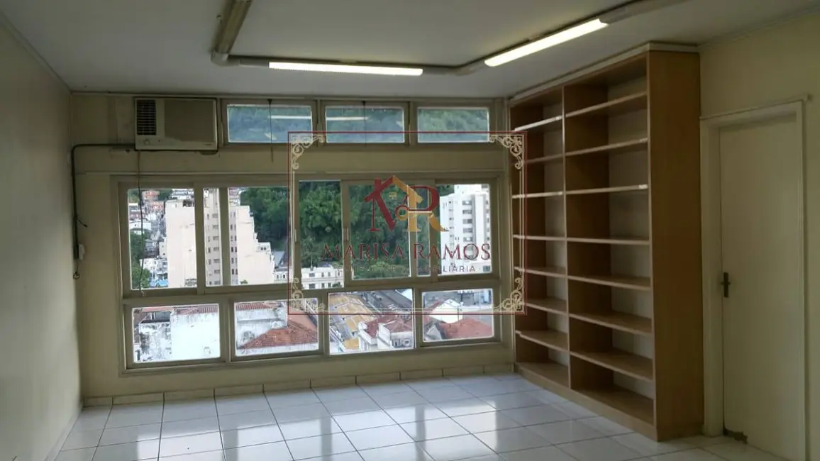 Sala Comercial para alugar, 65m2 em Centro, Santos - SP - imagem 2 Foto 2 de Sala Comercial para alugar, 65m2 em Centro, Santos - SP
