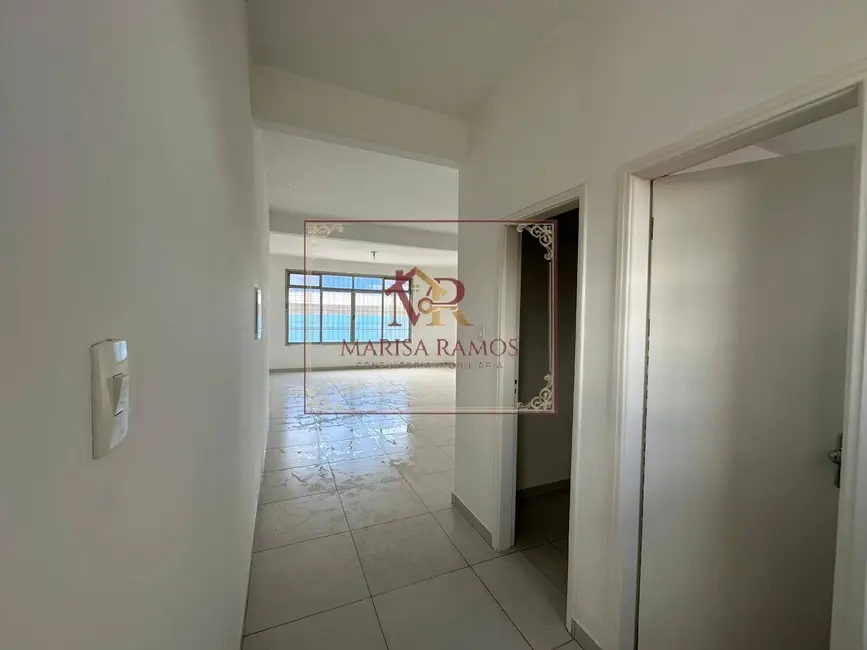 Foto 4 de Sala Comercial para alugar, 68m2 em Macuco, Santos - SP