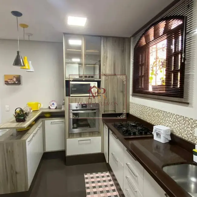 Casa com 3 quartos à venda, 205m2 em Boqueirão, Santos - SP - imagem 5 Foto 5 de Casa com 3 quartos à venda, 205m2 em Boqueirão, Santos - SP