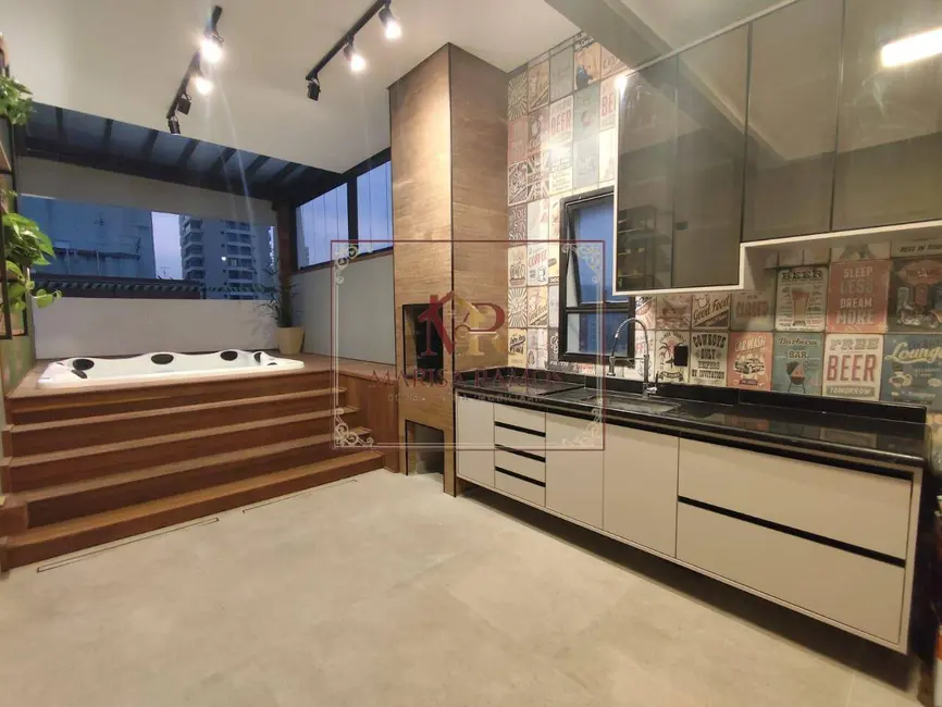 Foto 4 de Apartamento com 3 quartos à venda, 192m2 em Pompéia, Santos - SP