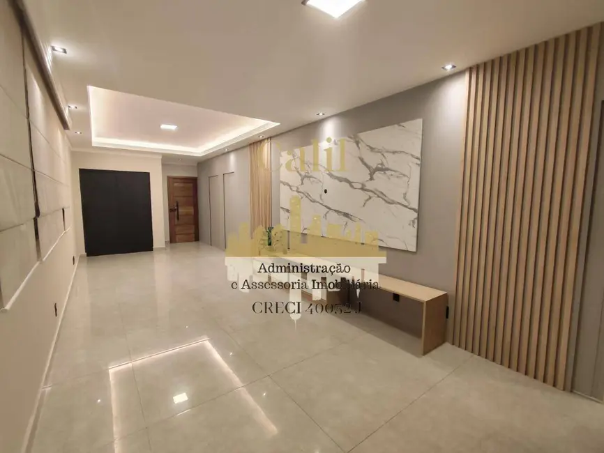 Apartamento com 3 quartos à venda, 192m2 em Pompéia, Santos - SP - imagem 6 Foto 6 de Apartamento com 3 quartos à venda, 192m2 em Pompéia, Santos - SP