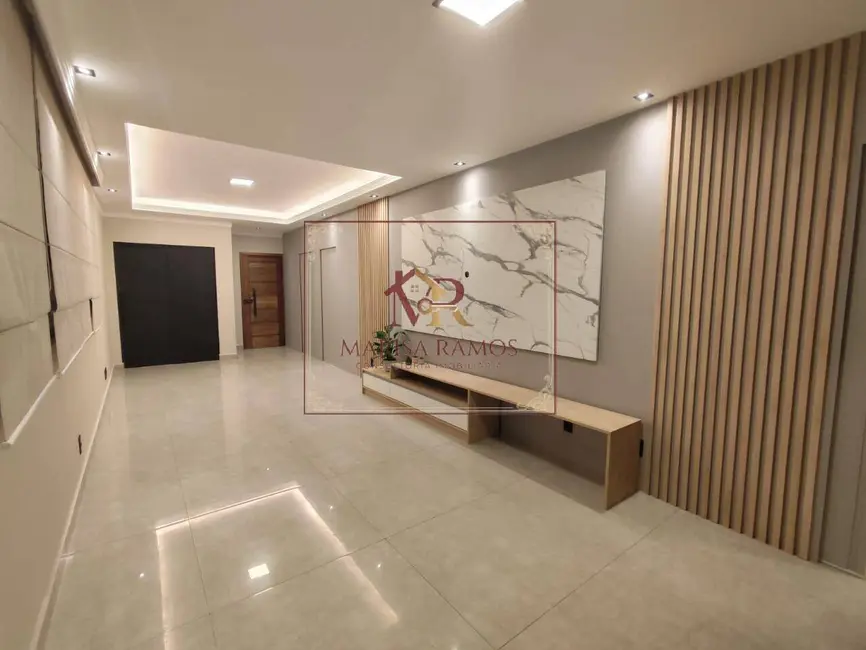 Foto 6 de Apartamento com 3 quartos à venda, 192m2 em Pompéia, Santos - SP
