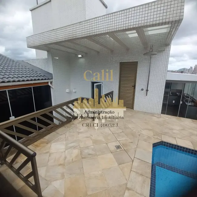 Foto 2 de Cobertura com 3 quartos à venda, 270m2 em Marapé, Santos - SP