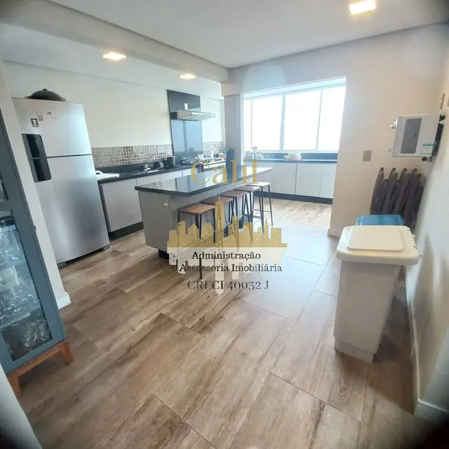 Foto 6 de Cobertura com 3 quartos à venda, 270m2 em Marapé, Santos - SP