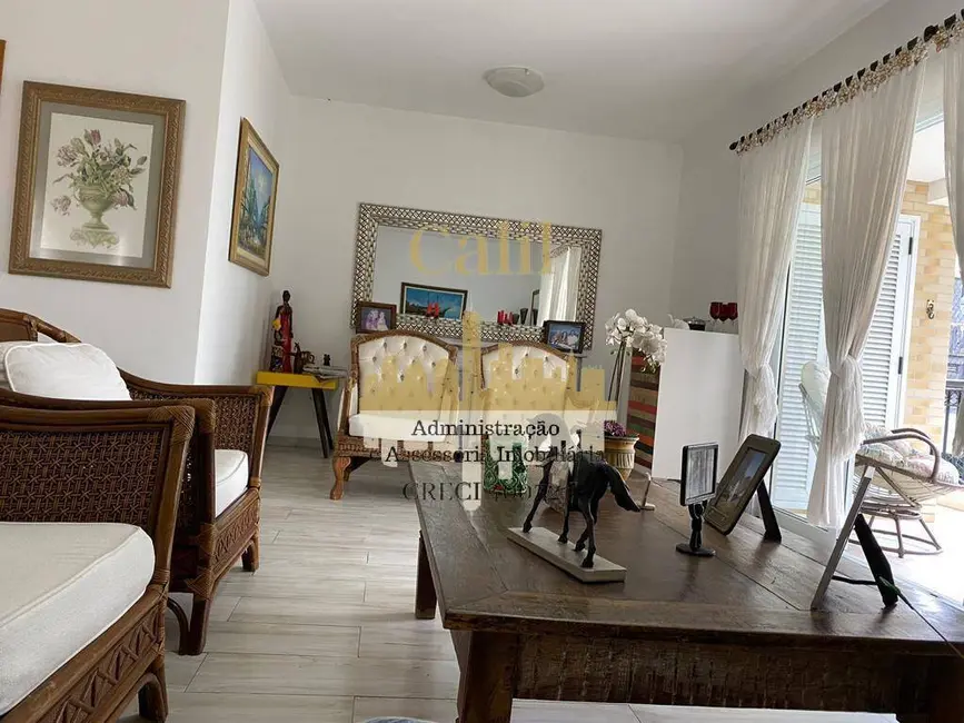 Apartamento com 3 quartos à venda, 200m2 em Gonzaga, Santos - SP - imagem 4 Foto 4 de Apartamento com 3 quartos à venda, 200m2 em Gonzaga, Santos - SP