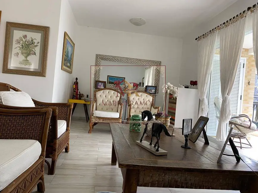 Foto 4 de Apartamento com 3 quartos à venda, 200m2 em Gonzaga, Santos - SP