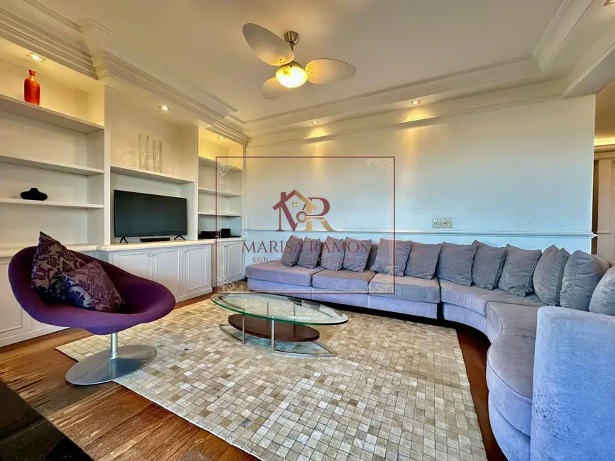 Apartamento com 3 quartos à venda, 252m2 em Pompéia, Santos - SP - imagem 8 Foto 8 de Apartamento com 3 quartos à venda, 252m2 em Pompéia, Santos - SP