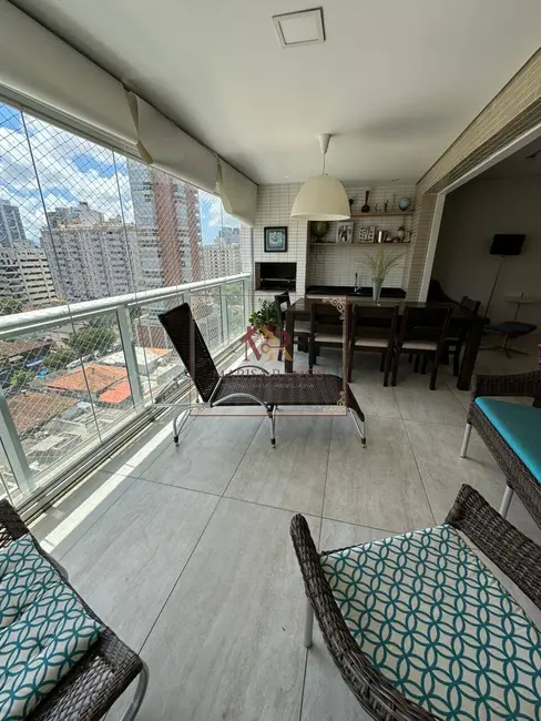 Apartamento com 4 quartos para alugar, 180m2 em Gonzaga, Santos - SP - imagem 1 Foto 1 de Apartamento com 4 quartos para alugar, 180m2 em Gonzaga, Santos - SP