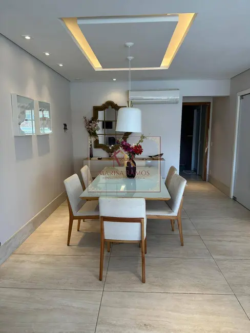 Apartamento com 4 quartos para alugar, 180m2 em Gonzaga, Santos - SP - imagem 9 Foto 9 de Apartamento com 4 quartos para alugar, 180m2 em Gonzaga, Santos - SP