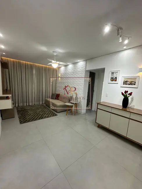 Foto 2 de Apartamento com 2 quartos para alugar, 80m2 em Embaré, Santos - SP