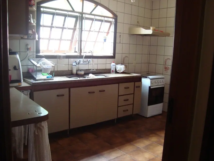 Foto 2 de Chácara com 3 quartos à venda, 1500m2 em Fazenda Marajoara, Campo Limpo Paulista - SP