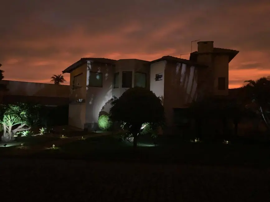 Foto 3 de Casa com 4 quartos à venda, 1019m2 em Cabreuva - SP