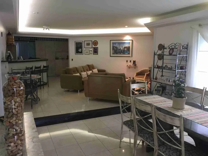 Foto 2 de Casa com 4 quartos à venda, 1019m2 em Cabreuva - SP
