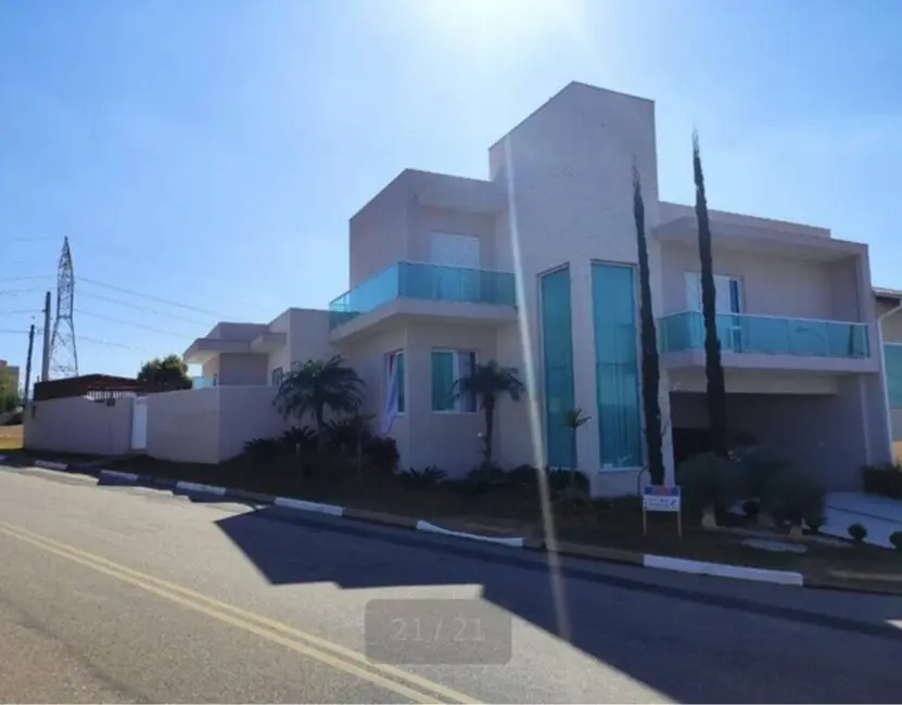 Foto 3 de Casa com 4 quartos à venda, 300m2 em Cabreuva - SP