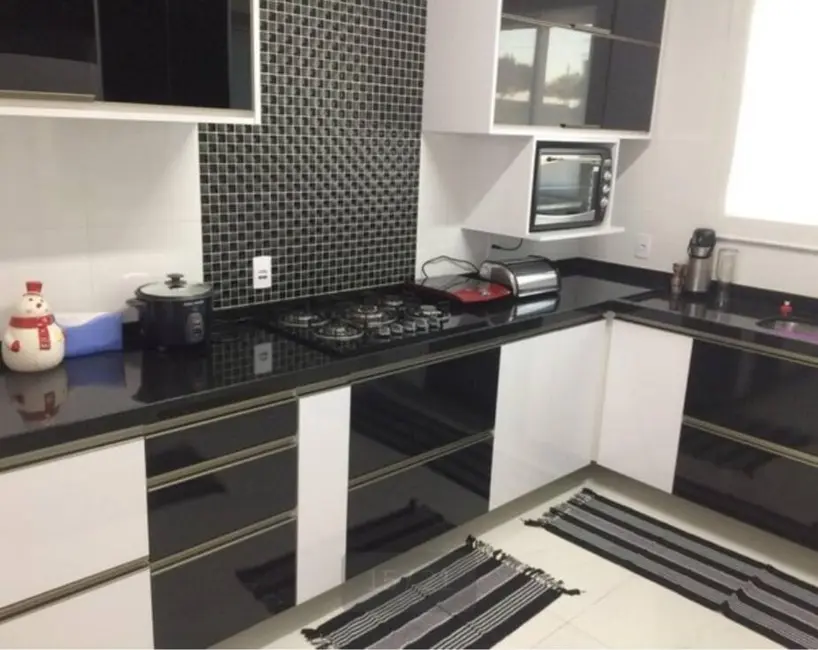 Foto 9 de Casa com 4 quartos à venda, 300m2 em Cabreuva - SP