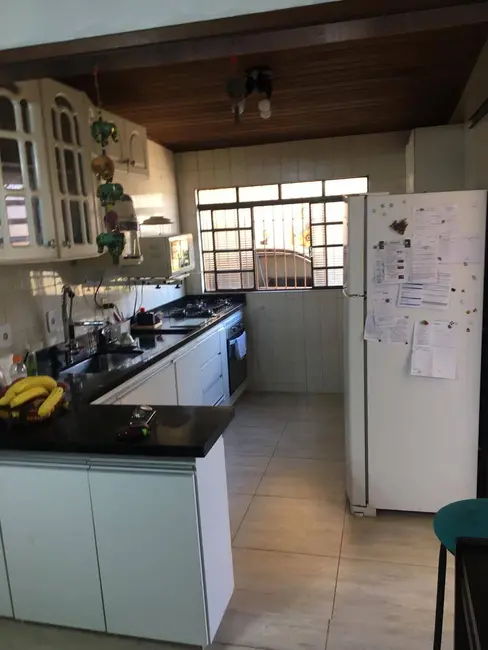 Foto 9 de Casa com 3 quartos à venda, 300m2 em Jardim Estádio, Jundiai - SP