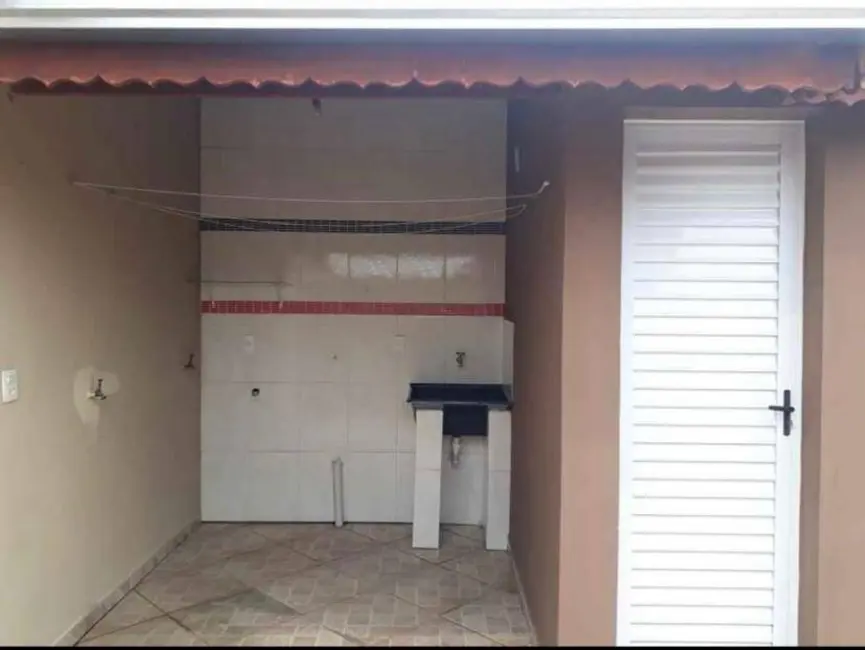 Foto 2 de Casa com 2 quartos à venda, 150m2 em Jardim Diana, Varzea Paulista - SP