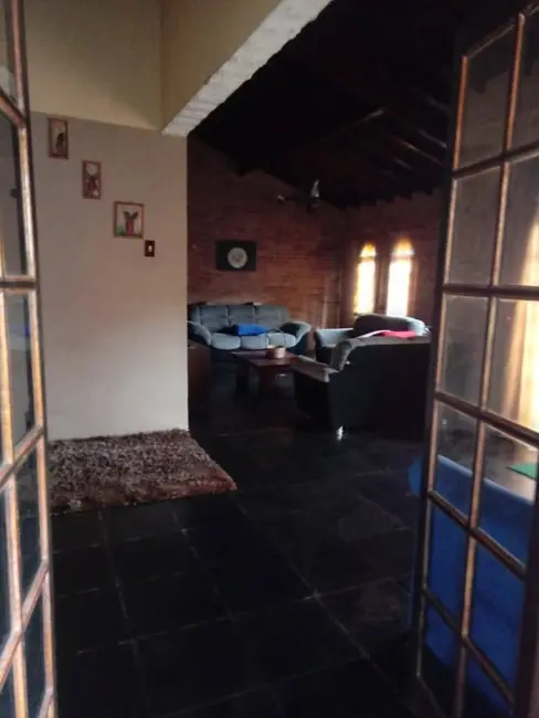 Casa com 3 quartos à venda, 509m2 em Jardim Scala, Jundiai - SP - imagem 6 Foto 6 de Casa com 3 quartos à venda, 509m2 em Jardim Scala, Jundiai - SP