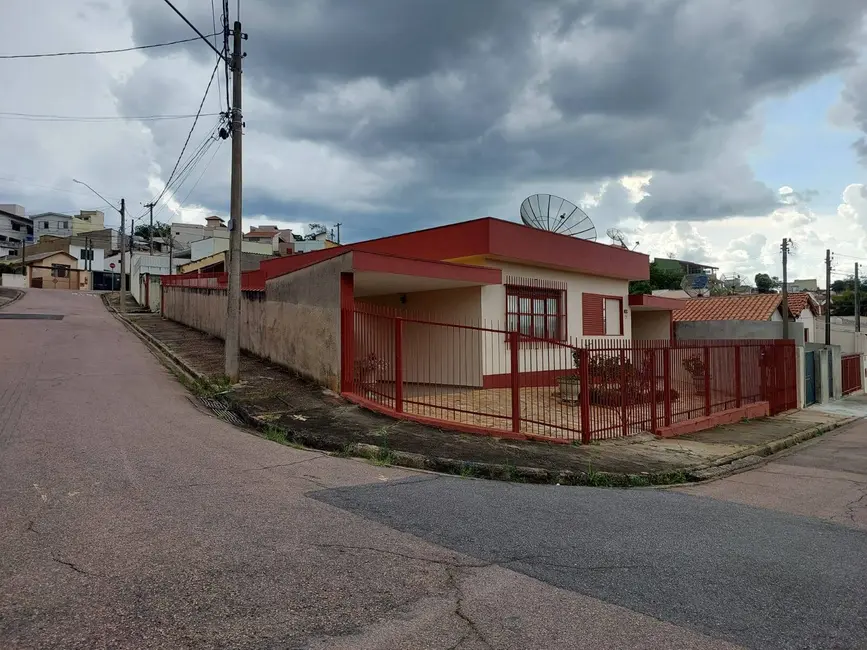 Casa com 3 quartos à venda, 345m2 em Jardim Pacaembu, Jundiai - SP - imagem 3 Foto 3 de Casa com 3 quartos à venda, 345m2 em Jardim Pacaembu, Jundiai - SP