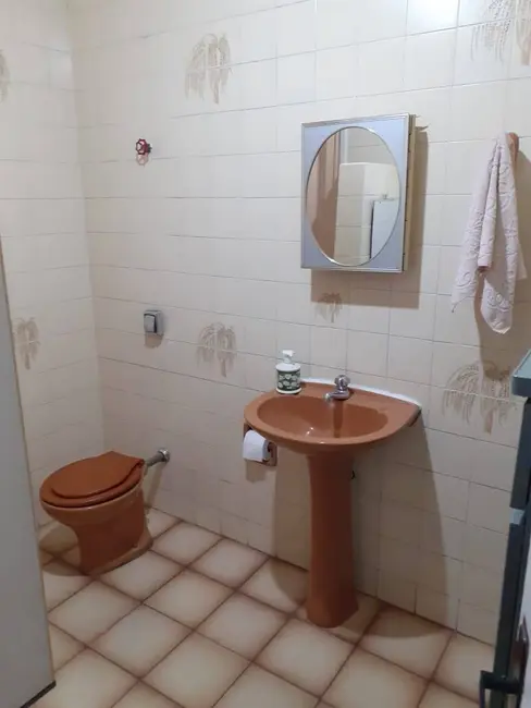 Casa com 3 quartos à venda, 240m2 em Jardim Pacaembu, Jundiai - SP - imagem 5 Foto 5 de Casa com 3 quartos à venda, 240m2 em Jardim Pacaembu, Jundiai - SP