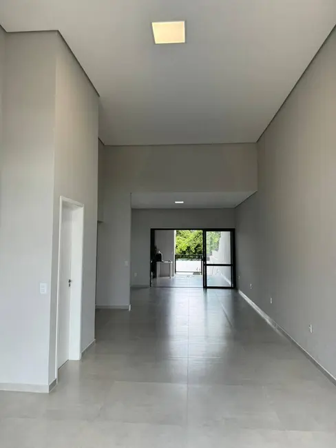 Foto 8 de Casa com 3 quartos à venda, 300m2 em Chácaras Aracary, Varzea Paulista - SP
