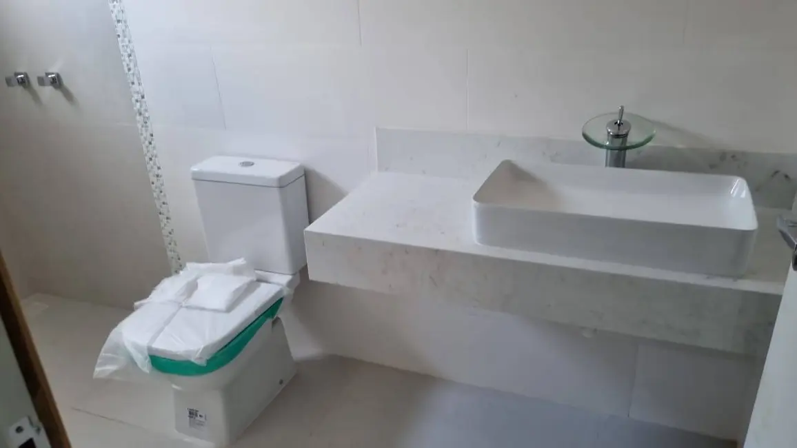 Foto 8 de Casa com 3 quartos à venda, 300m2 em Chácaras Aracary, Varzea Paulista - SP