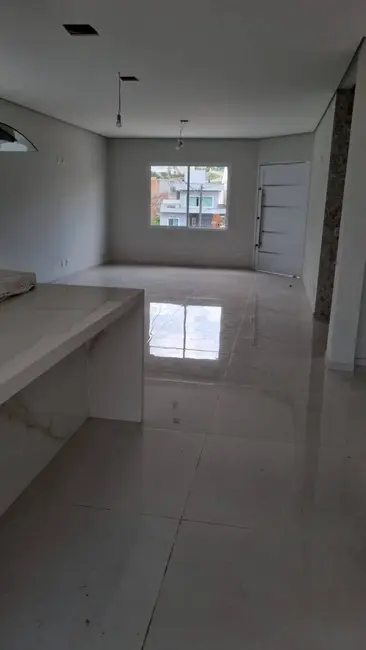 Foto 3 de Casa com 3 quartos à venda, 300m2 em Chácaras Aracary, Varzea Paulista - SP