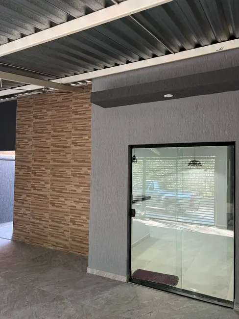 Foto 1 de Casa com 2 quartos à venda, 175m2 em Varzea Paulista - SP