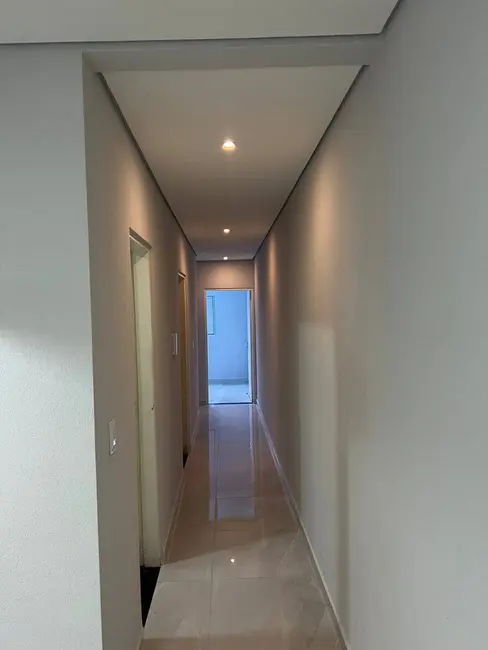 Foto 2 de Casa com 2 quartos à venda, 175m2 em Varzea Paulista - SP