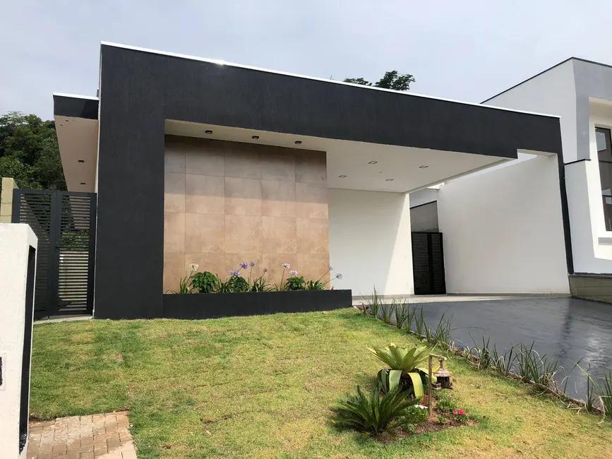 Foto 2 de Casa com 3 quartos à venda, 360m2 em Itupeva - SP