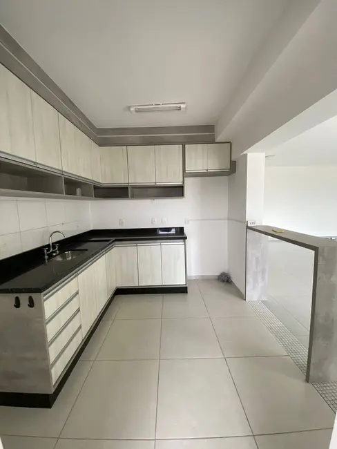 Apartamento com 3 quartos para alugar, 110m2 em Vila Lacerda, Jundiai - SP - imagem 6 Foto 6 de Apartamento com 3 quartos para alugar, 110m2 em Vila Lacerda, Jundiai - SP