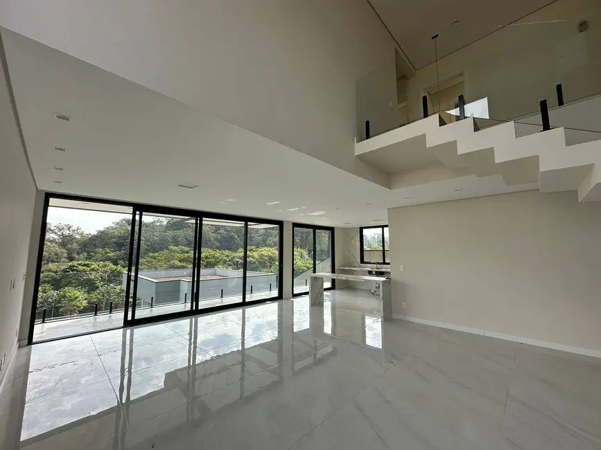 Casa com 3 quartos à venda, 656m2 em Jardim Florestal, Jundiai - SP - imagem 4 Foto 4 de Casa com 3 quartos à venda, 656m2 em Jardim Florestal, Jundiai - SP