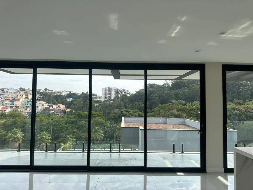 Casa com 3 quartos à venda, 656m2 em Jardim Florestal, Jundiai - SP - imagem 9 Foto 9 de Casa com 3 quartos à venda, 656m2 em Jardim Florestal, Jundiai - SP