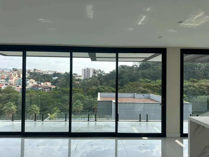 Casa com 3 quartos à venda, 656m2 em Jardim Florestal, Jundiai - SP - imagem 3 Foto 3 de Casa com 3 quartos à venda, 656m2 em Jardim Florestal, Jundiai - SP