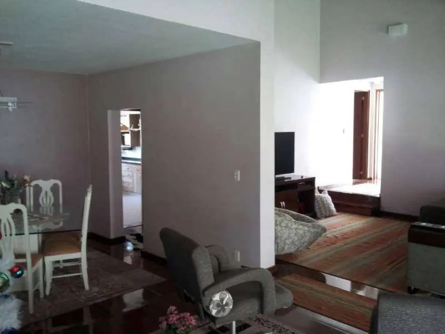 Casa com 4 quartos à venda, 1000m2 em Loteamento Vale Azul I, Jundiai - SP - imagem 9 Foto 9 de Casa com 4 quartos à venda, 1000m2 em Loteamento Vale Azul I, Jundiai - SP