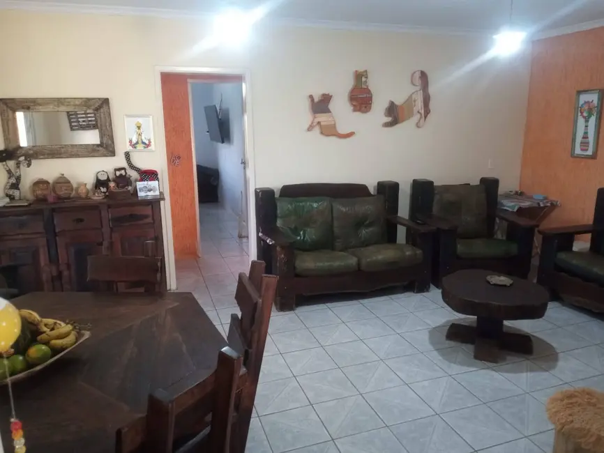 Chácara com 2 quartos à venda, 1560m2 em Louveira - SP - imagem 9 Foto 9 de Chácara com 2 quartos à venda, 1560m2 em Louveira - SP