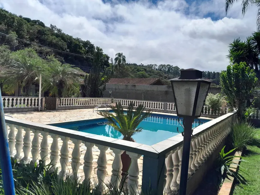 Chácara com 2 quartos à venda, 2700m2 em Jarinu - SP - imagem 6 Foto 6 de Chácara com 2 quartos à venda, 2700m2 em Jarinu - SP