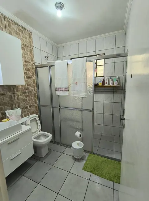 Chácara com 2 quartos à venda, 5000m2 em Jardim Gauchinha, Varzea Paulista - SP - imagem 3 Foto 3 de Chácara com 2 quartos à venda, 5000m2 em Jardim Gauchinha, Varzea Paulista - SP