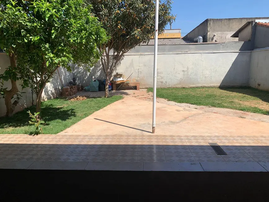 Foto 2 de Casa com 2 quartos à venda, 250m2 em Jardim das Palmeiras, Varzea Paulista - SP