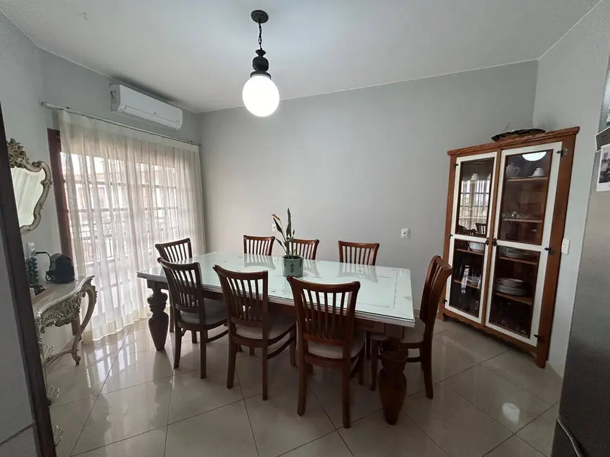 Casa com 3 quartos à venda, 1000m2 em Loteamento Vale Azul I, Jundiai - SP - imagem 9 Foto 9 de Casa com 3 quartos à venda, 1000m2 em Loteamento Vale Azul I, Jundiai - SP