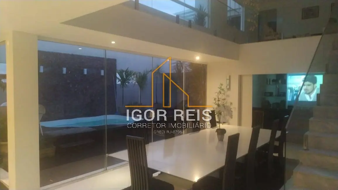 Foto 1 de Casa de Condomínio com 4 quartos à venda, 480m2 em Parque Califórnia, Campos Dos Goytacazes - RJ