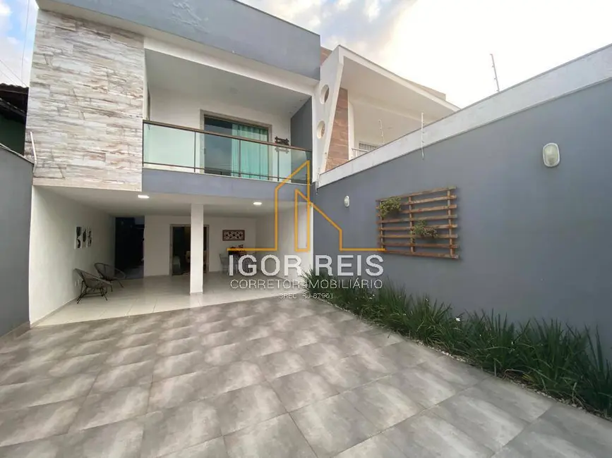Casa com 4 quartos à venda em Parque Julião Nogueira, Campos Dos Goytacazes - RJ - imagem 2 Foto 2 de Casa com 4 quartos à venda em Parque Julião Nogueira, Campos Dos Goytacazes - RJ