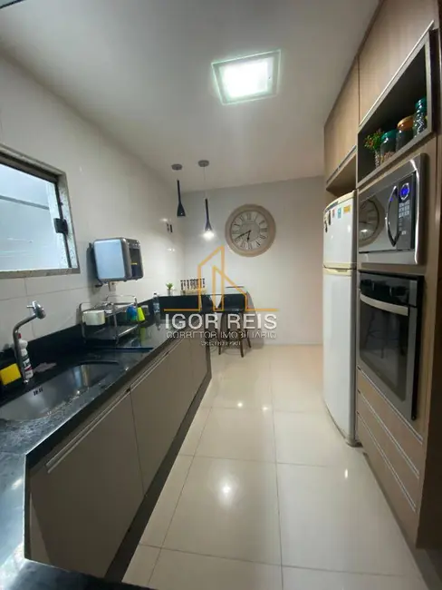 Casa com 4 quartos à venda em Parque Julião Nogueira, Campos Dos Goytacazes - RJ - imagem 5 Foto 5 de Casa com 4 quartos à venda em Parque Julião Nogueira, Campos Dos Goytacazes - RJ