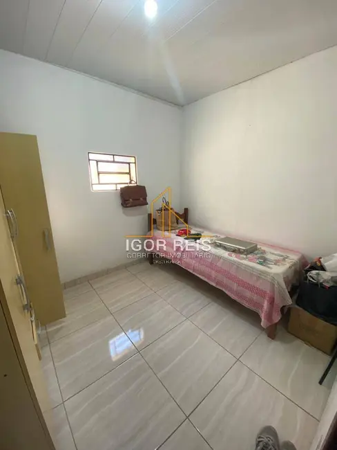 Casa com 2 quartos à venda em Parque Santo Antônio, Campos Dos Goytacazes - RJ - imagem 5 Foto 5 de Casa com 2 quartos à venda em Parque Santo Antônio, Campos Dos Goytacazes - RJ
