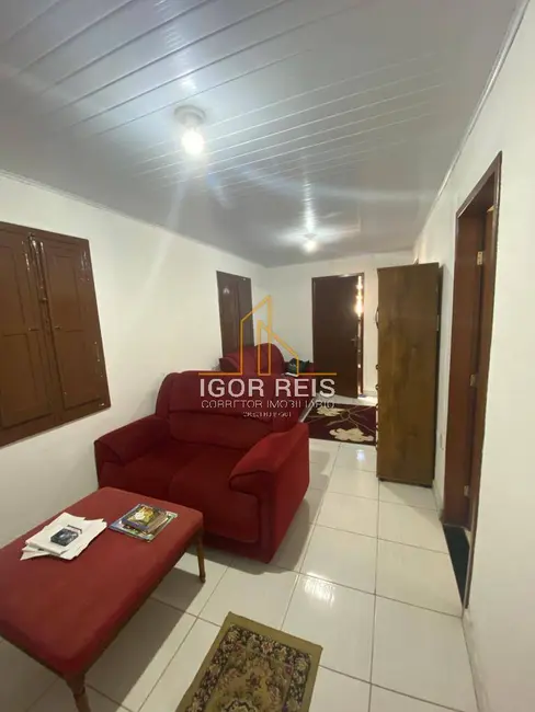 Casa com 2 quartos à venda em Parque Santo Antônio, Campos Dos Goytacazes - RJ - imagem 4 Foto 4 de Casa com 2 quartos à venda em Parque Santo Antônio, Campos Dos Goytacazes - RJ