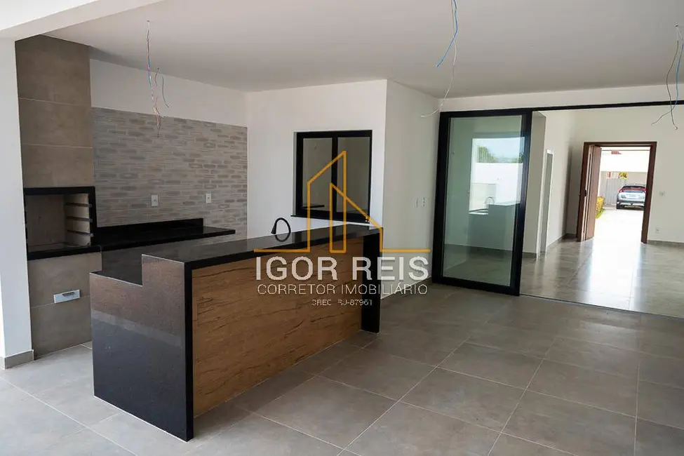Casa com 3 quartos à venda, 480m2 em Parque Califórnia, Campos Dos Goytacazes - RJ - imagem 6 Foto 6 de Casa com 3 quartos à venda, 480m2 em Parque Califórnia, Campos Dos Goytacazes - RJ